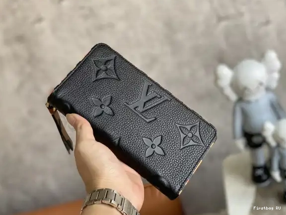VUITTON WALLET LOUIS ZIPPY 0501